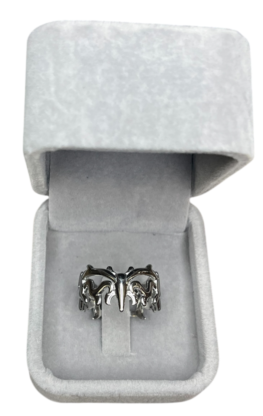 "THORN" Ring